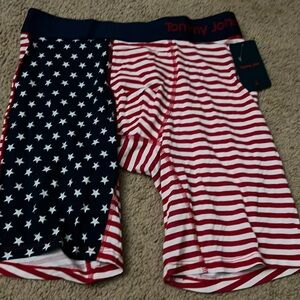 NWT men’s size M Tommy John 8” boxer briefs